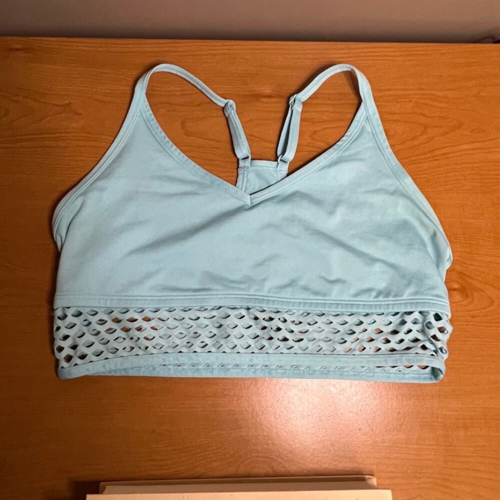 PINK Ultimate lightly lined sports bra Large blue mesh